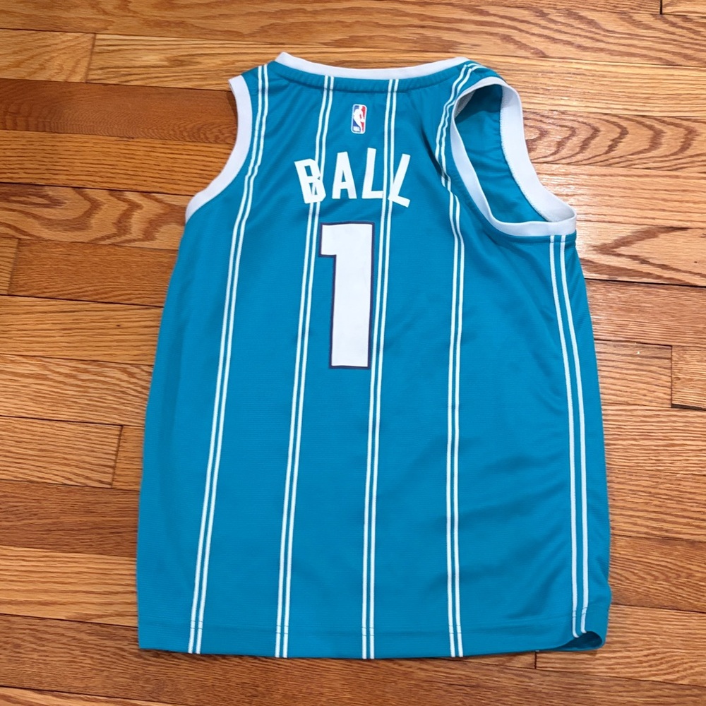 Lamelo Ball Charlotte Hornets jersey never worn - Picture 2 of 3